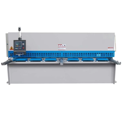 Гидравлические гильотинные ножницы QC12K-6x2500 с ЧПУ ESTUN E21