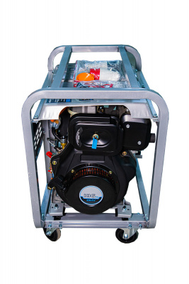 Генератор дизельный TOR KM5000D 5,0 кВт 380В/1,6 кВт 220В 15 л с электростартером