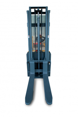 Штабелер самоходный 1,5 т 2,5 м XILIN CDD15K-EN  24/105 В/Ач с раздвижными вилами (с платформой)