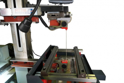 Электроэрозионный проволочно-вырезной станок с ЧПУ струйного типа серии Metal Master DK7763M DRO (Многопроходный)