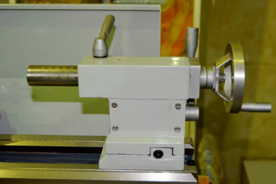 Токарный настольный станок Metalmaster MML 2550 V