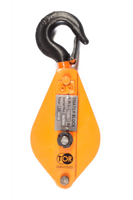 Блок монтажный однорольный с  крюком TOR 1 т с откидной щекой (T)*