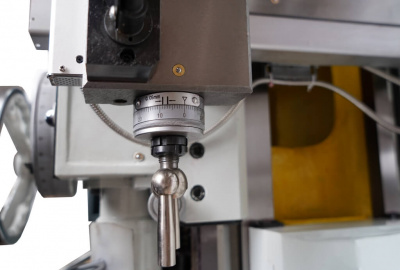 Станок токарно-винторезный ZM 66150 DRO RFS