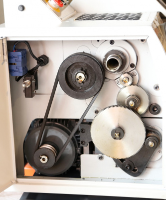 Настольный токарно-винторезный станок METAL MASTER MasterTurn 2860G