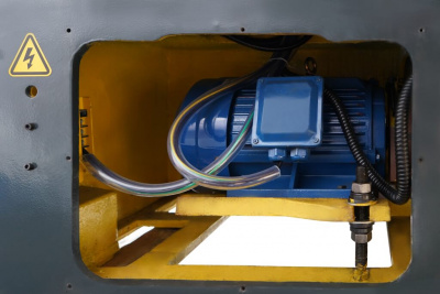 Станок токарно-винторезный ZM 66150 DRO RFS