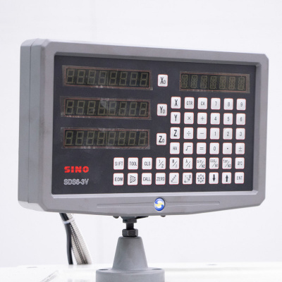 Универсальный токарный станок с УЦИ Proma SPF-1000PHS