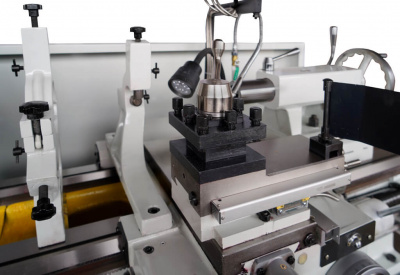 Станок токарно-винторезный ZM 50200 DRO RFS