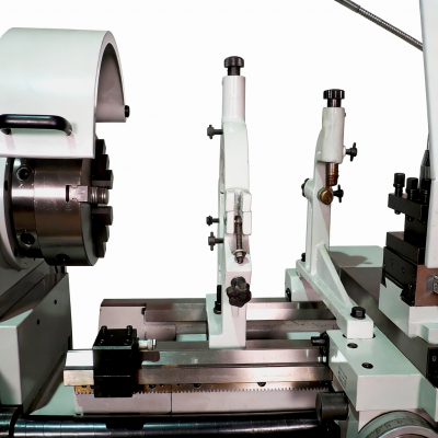 Станок токарно-винторезный ZM 50200F DRO RFS