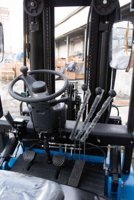 Погрузчик дизельный TOR HFD25 2,5 т 4,5 м