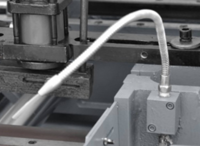 Автоматический двухколонный ленточнопильный станок Metal Master MSK-300