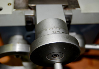 Токарный настольный станок Metalmaster MML 2550 V