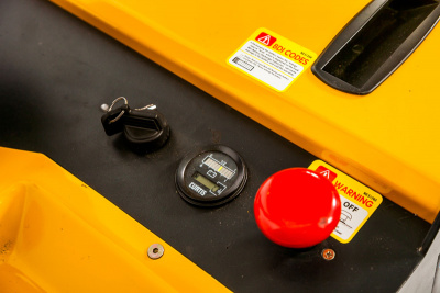 Штабелер самоходный 1,5 т 5,5 м TOR ES15T4/5500 24/210 В/Ач ЭУР, Curtis, H-мачта (с платформой)