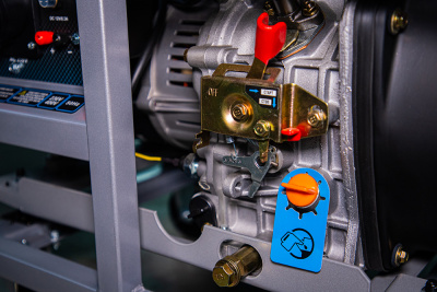 Генератор дизельный TOR KM5000D 5,0 кВт 380В/1,6 кВт 220В 15 л с электростартером